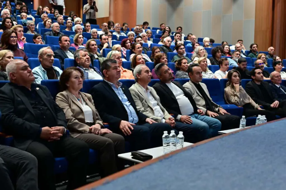 Kepez Forum’da 10 Kasım Söyleşisi; Sunay Akın ile “Aslanlı Yol” 