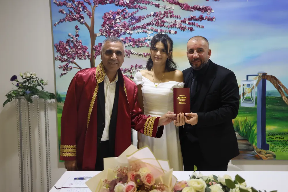 Antalya’da anlamlı tarihte iki özel nikah