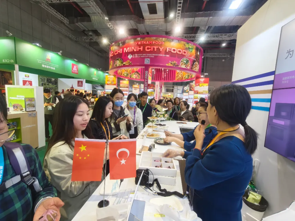 Türk ihracatçıları Çin’de Z kuşağını hedefliyor