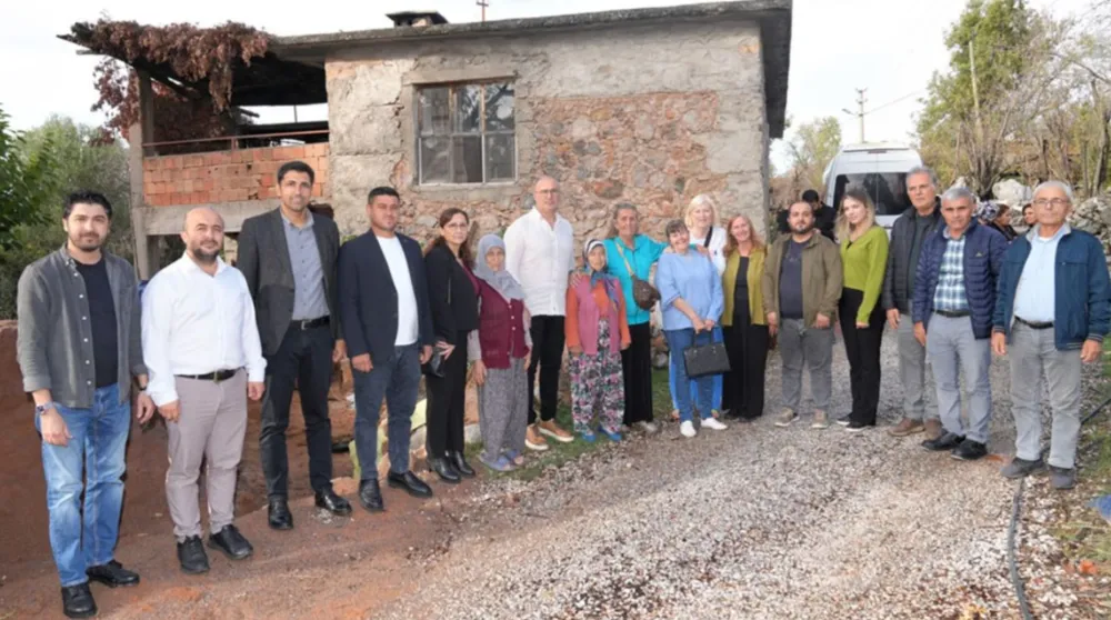 Alanya’da ihtiyaç sahibi aileye konteyner ev desteği