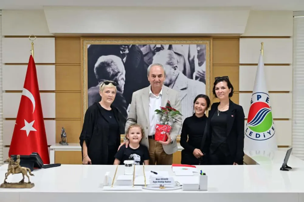 Kepez Belediyesi okullarda göz sağlığı taraması yaptı; 100 çocuğa ücretsiz gözlük