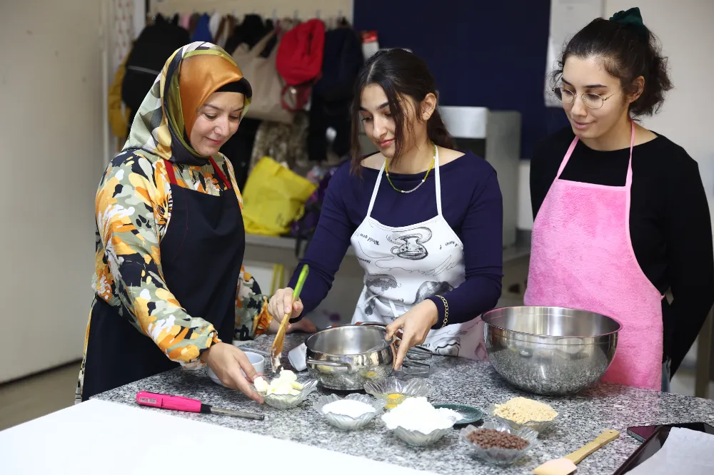 ATASEM’de istihdam ve hobi için kurslar başladı 