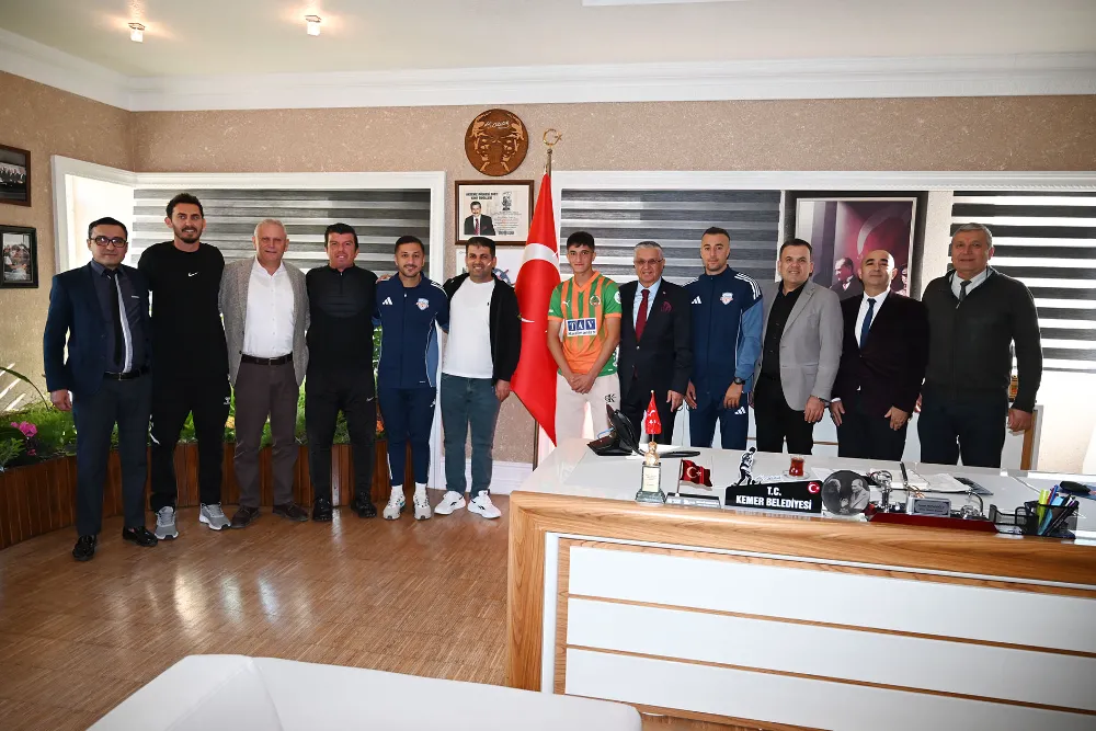 Kemer Belediyespor bir futbolcuyu daha transfer etti