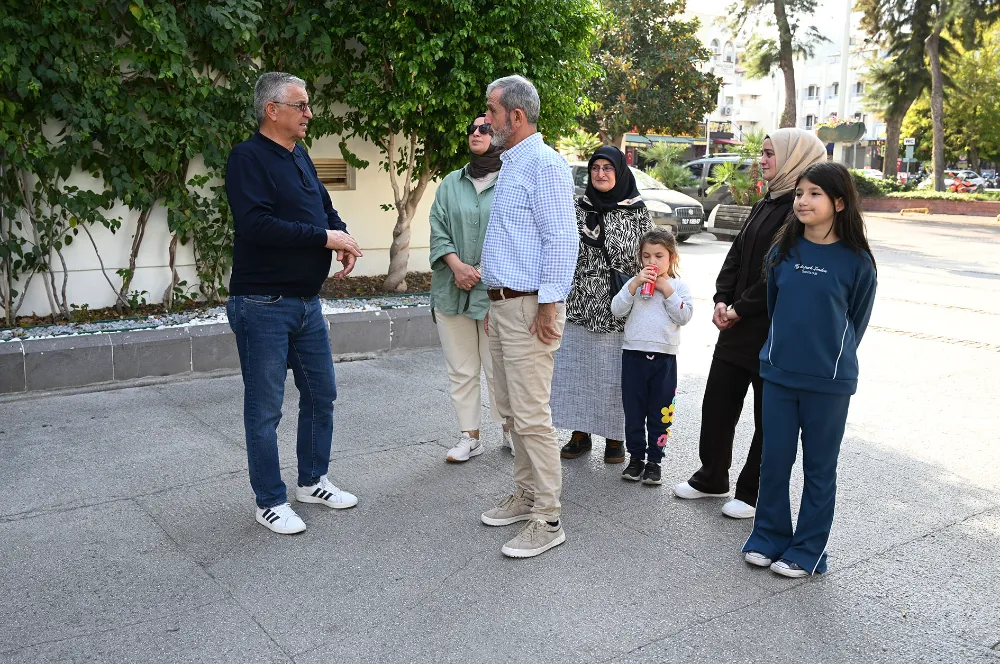 Başkan Topaloğlu’na ilk öğrencisinden öğretmenler günü ziyareti