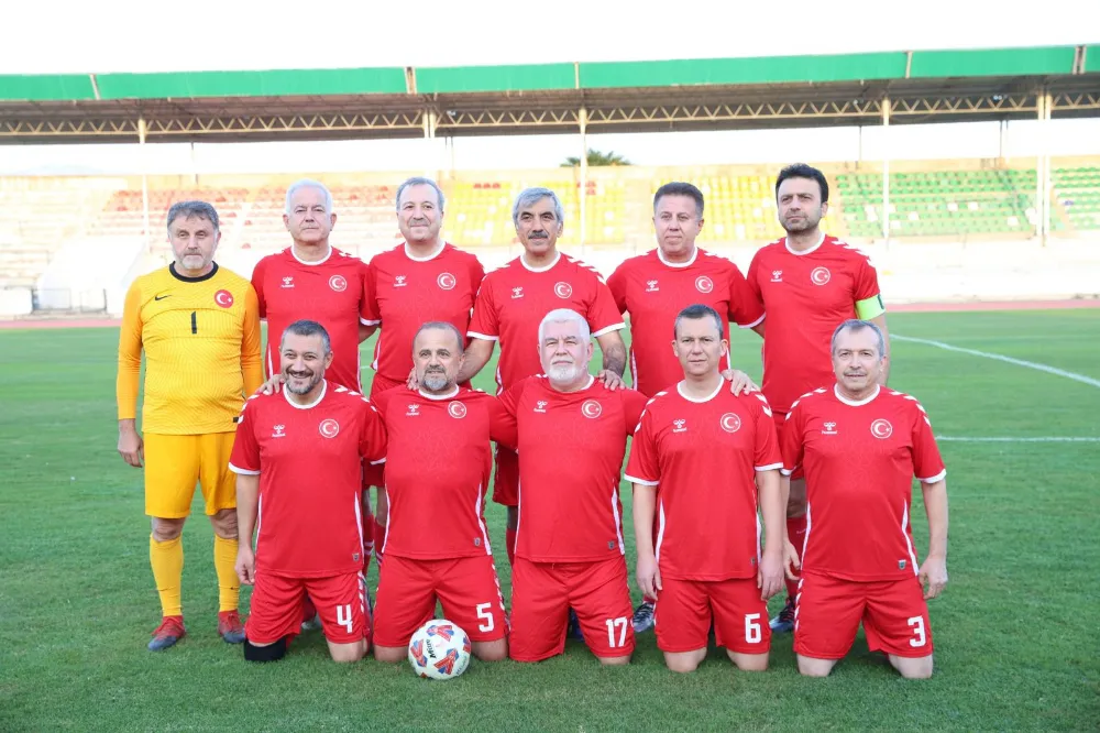 MİLLETVEKİLLERİ DOSTLUK MAÇINDA BULUŞTU