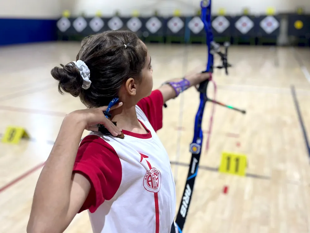 Antalyasporlu Dilruba Naz Altın Atışlarını Sürdürüyor