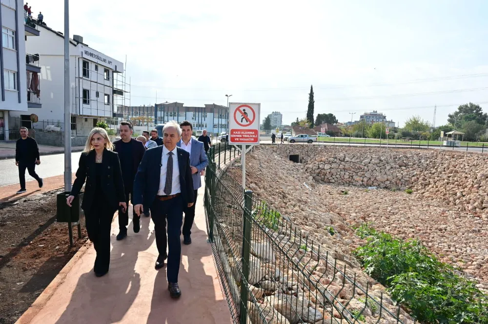 Kocagöz, Şelale Mahallesi’ne kazandırılan yeni park alanını inceledi