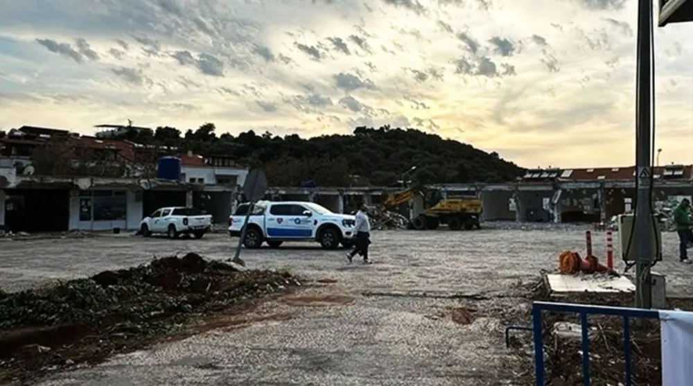 Eski Kaş otogarı yıkıldı! Yerine yeni proje geliyor