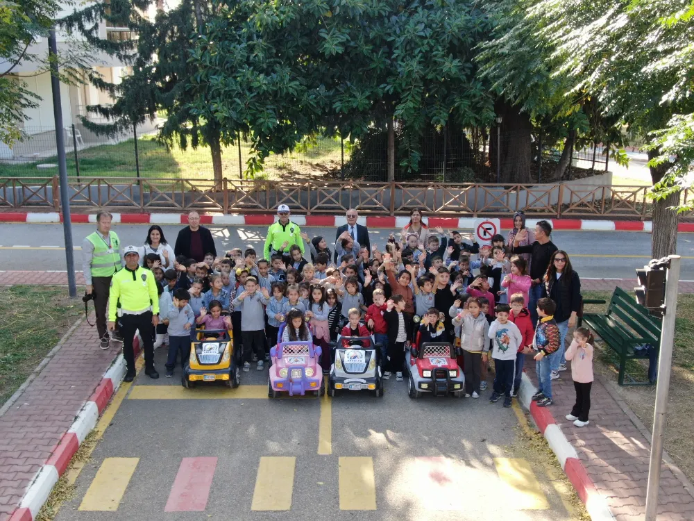 Çocuklara trafik eğitimi 