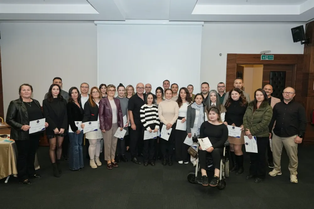 KONYAALTI BELEDİYESİ’NDE YÖNETİCİ KADROSUNA ‘LİDERLİK EĞİTİMİ’ VERİLDİ