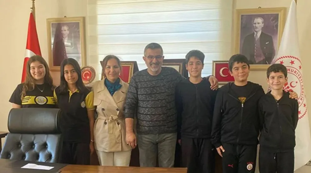 Öğrencilerden Serik Devlet Hastanesi’ne sağlık bağışı