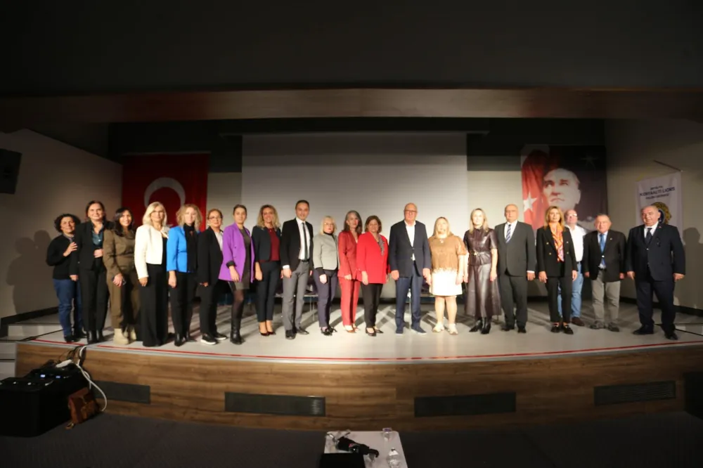 Kepez’de “Güçlü Kadınlar, Güçlü Yarınlar” konuşuldu 