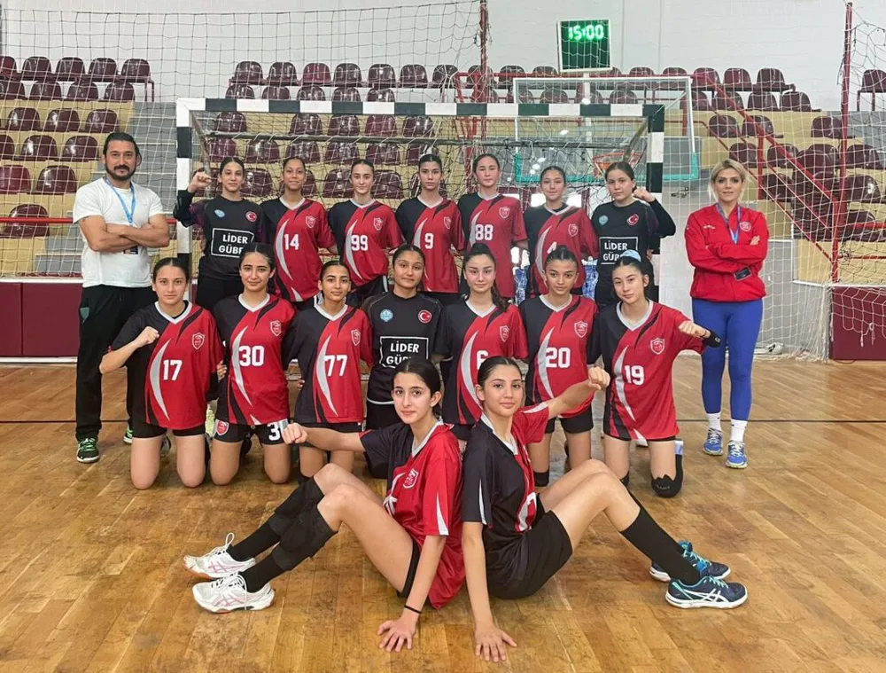 Kepez’in hentbolcuları durdurulamıyor