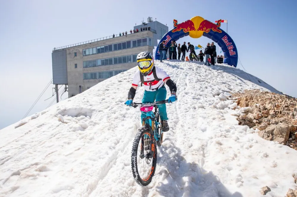 Gökyüzünden denize doğru pedal çevirecekler