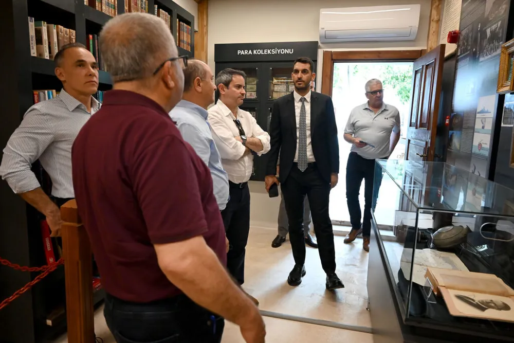 Olympos Teleferik misafirlerinden Kültür Evi’ne ziyaret