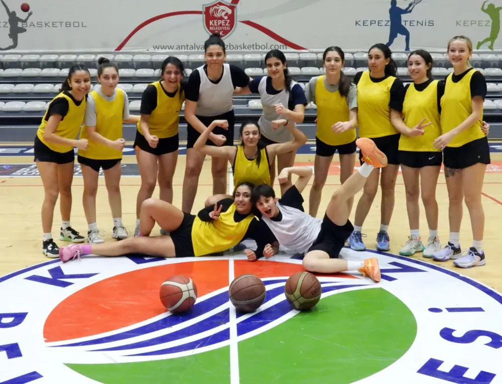 Şampiyon kızlar Anadolu Şampiyonasında