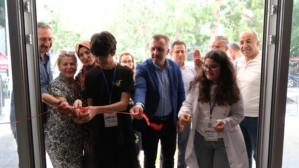 Göynük Fen Lisesi TÜBİTAK 4006 Bilim Fuarı yapıldı