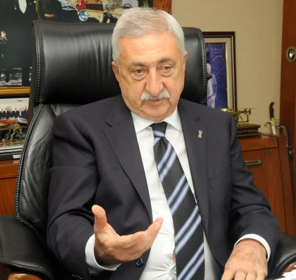 PALANDÖKEN, “BAĞIMSIZLIK MEŞALEMİZ 19 MAYIS 1919’DA YAKILDI”