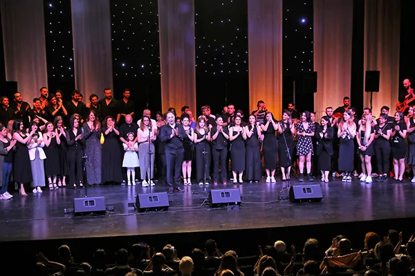 AŞT Tiyatroname ile tiyatroseverlere veda etti