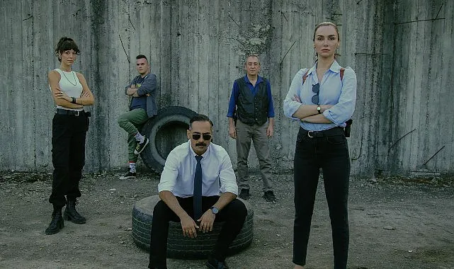 Netflix, Birce Akalay ve Olgun Toker