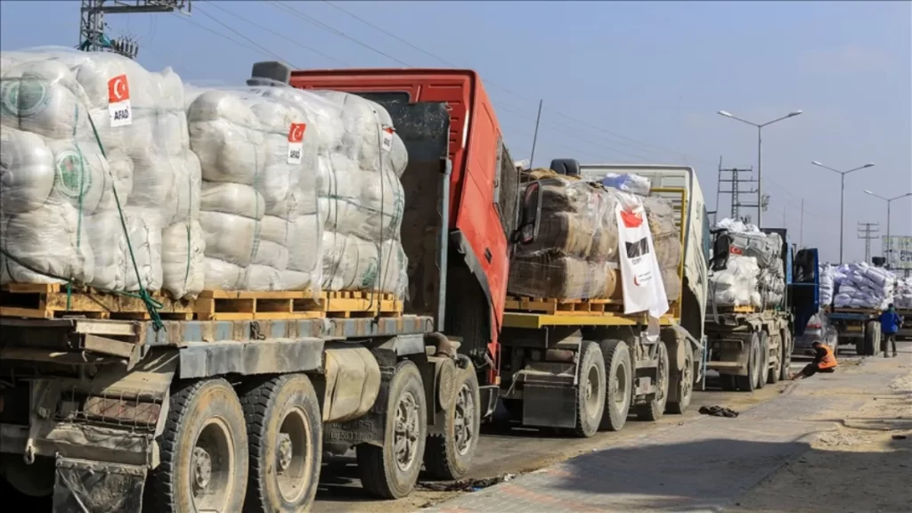 Gazze’ye insani yardım tırları, Refah Sınır Kapısı