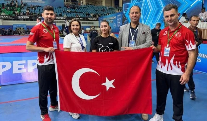 Korkuteli’li Rabia Özgen Dünya şampiyonu oldu